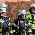 4 Feuerwehrmänner in Montur