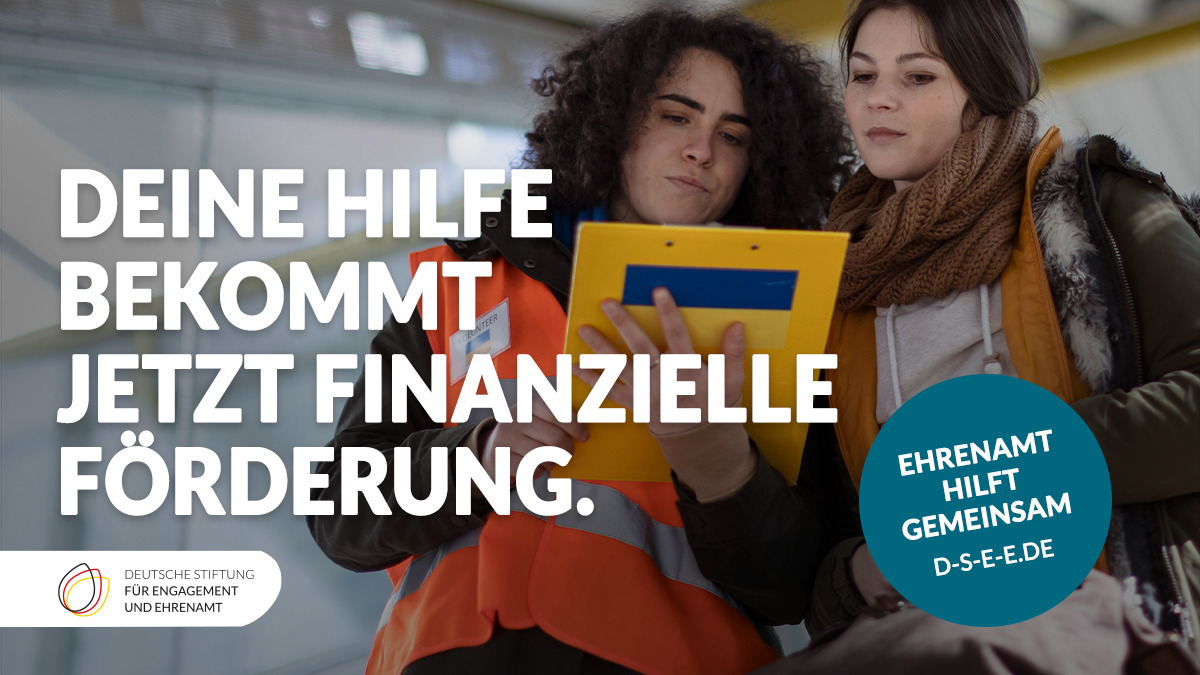 Symbolfoto mit dem Text: Deine Hilfe bekommt jetzt finanzielle Förderung. Ehrenamt hilft gemeinsam.