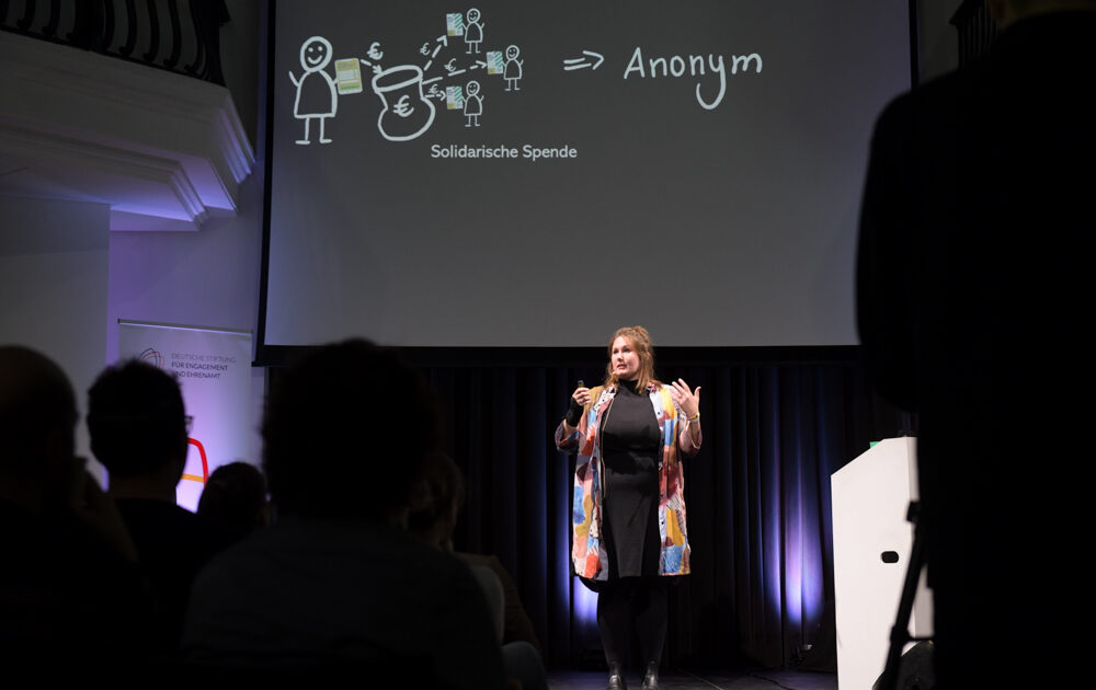 Larissa Gebken beim DSEE Science Slam in Berlin