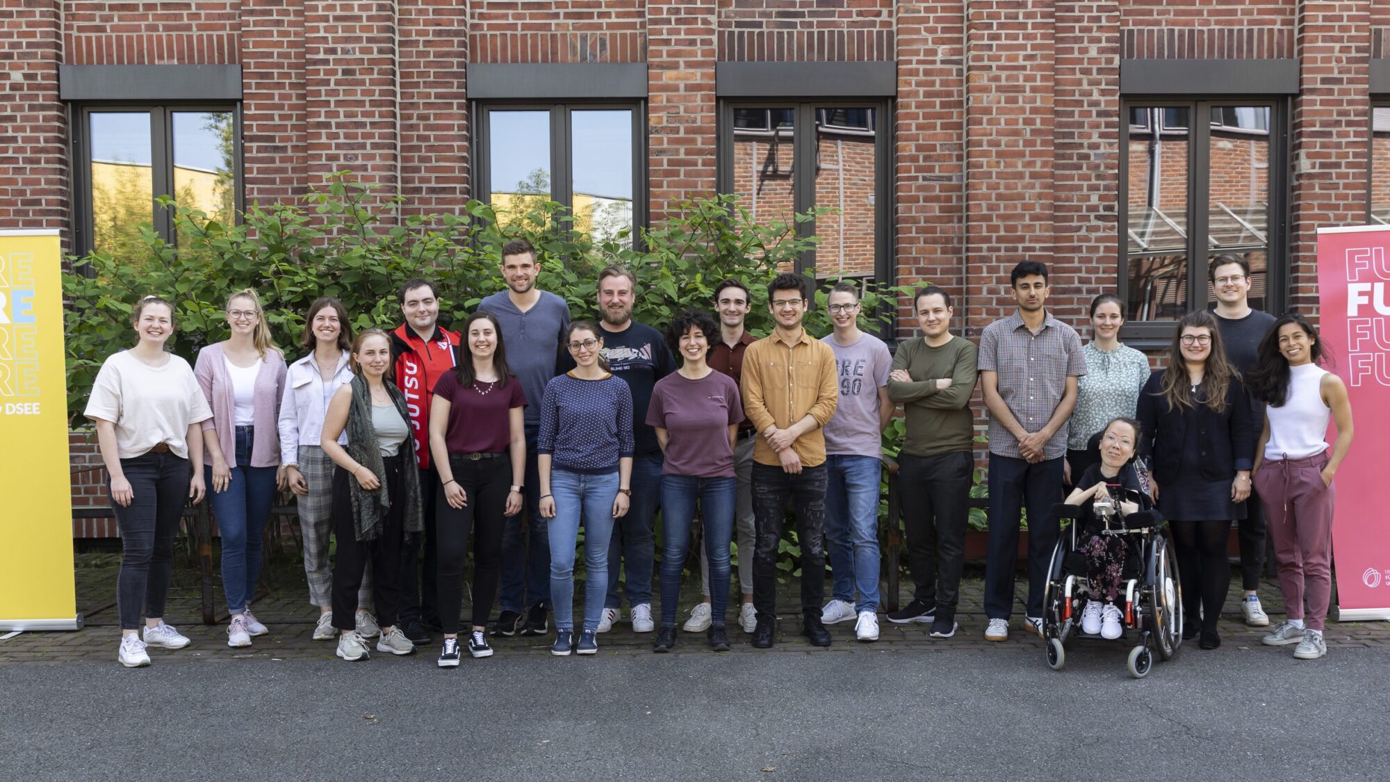 Gruppenfoto der Teilnehmenden am Programm FuturE 2022: 