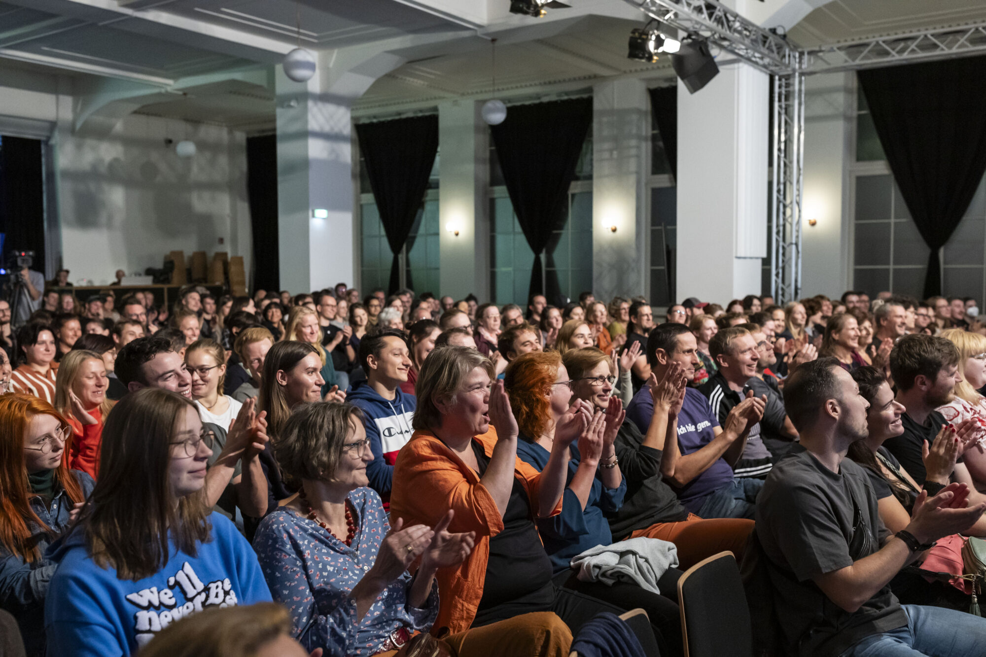 Blick ins Publikum des DSEE Science Slams 2023 in Leipzig