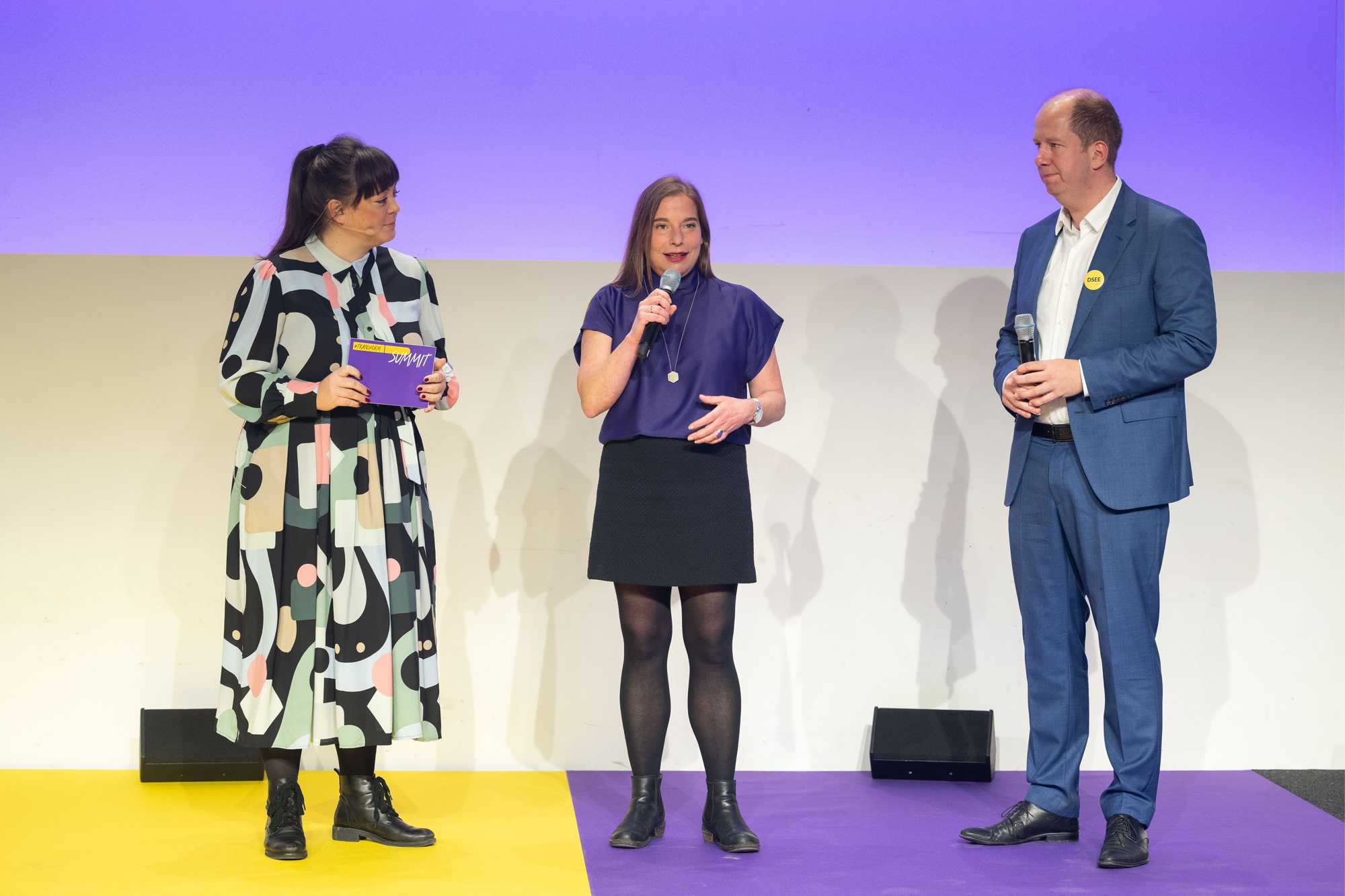 Marie-Christine Knop, Katarina Peranić und Jan Holze auf der Bühne