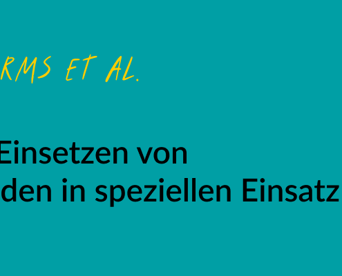 Grafik mit grünem Hintergrund und einer gezeichneten Glühbirne. Text: #EngageiertGeforscht Kessel – Koordiniertes Einsetzen von Spontanhelfenden in speziellen Einsatzlagen. Studienbericht