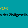 Grafik mit grünem Hintergrund und einer gezeichneten Glühbirne. Text: #EngageiertGeforscht ZiviZ im Stifterverband. (Neue) Grenuen der Zivilgesellschaft. Studienbericht