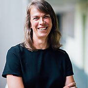 Dr. Julia Schlicht, Forschung und Wissenstransfer, DSEE
