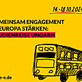 Grafik mit einem skizzierten Reisebus und dem Text: 14.–18.10.2024. Gemeinsam Engagement in Europa stärken: Studienreise Ungarn. d-s-e-e.de
