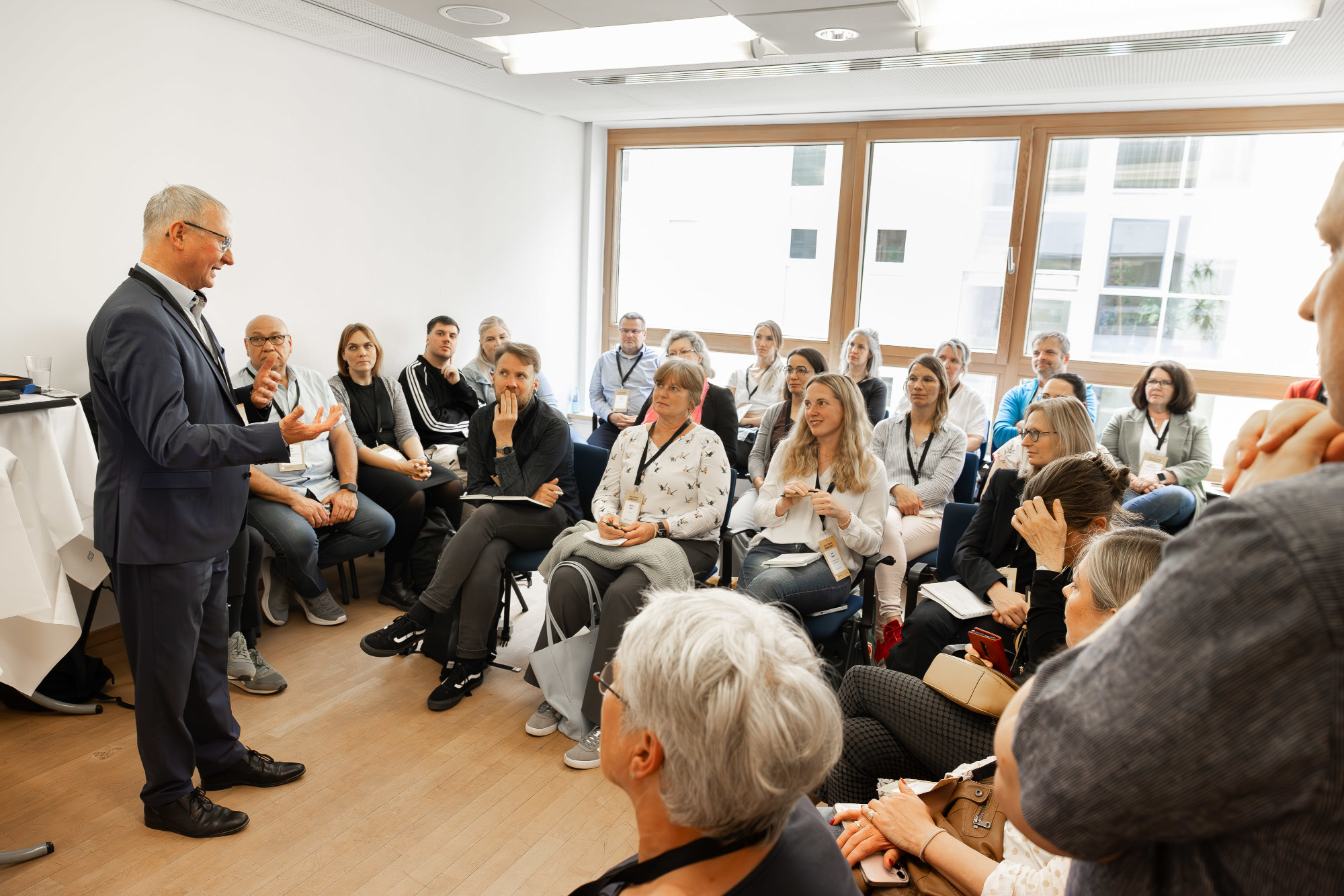 Blick ins Publikum bei einem Kommunal-Engagiert-Workshop