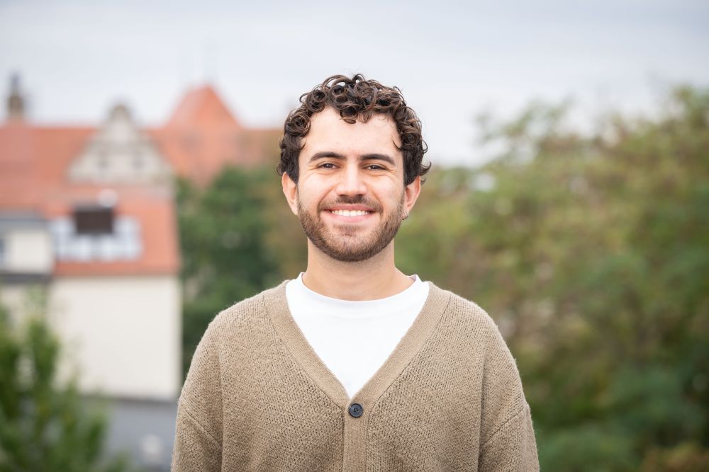 Porträtfoto Enes Karacaoglan