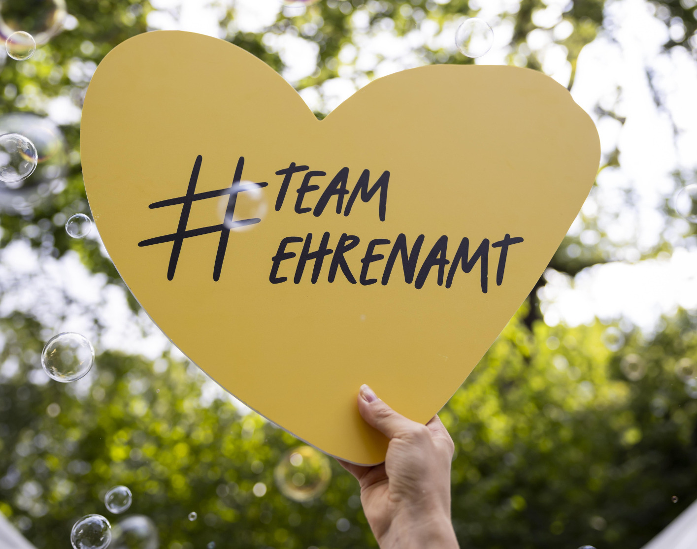 Team-Ehrenamt-Herz-1415x1115